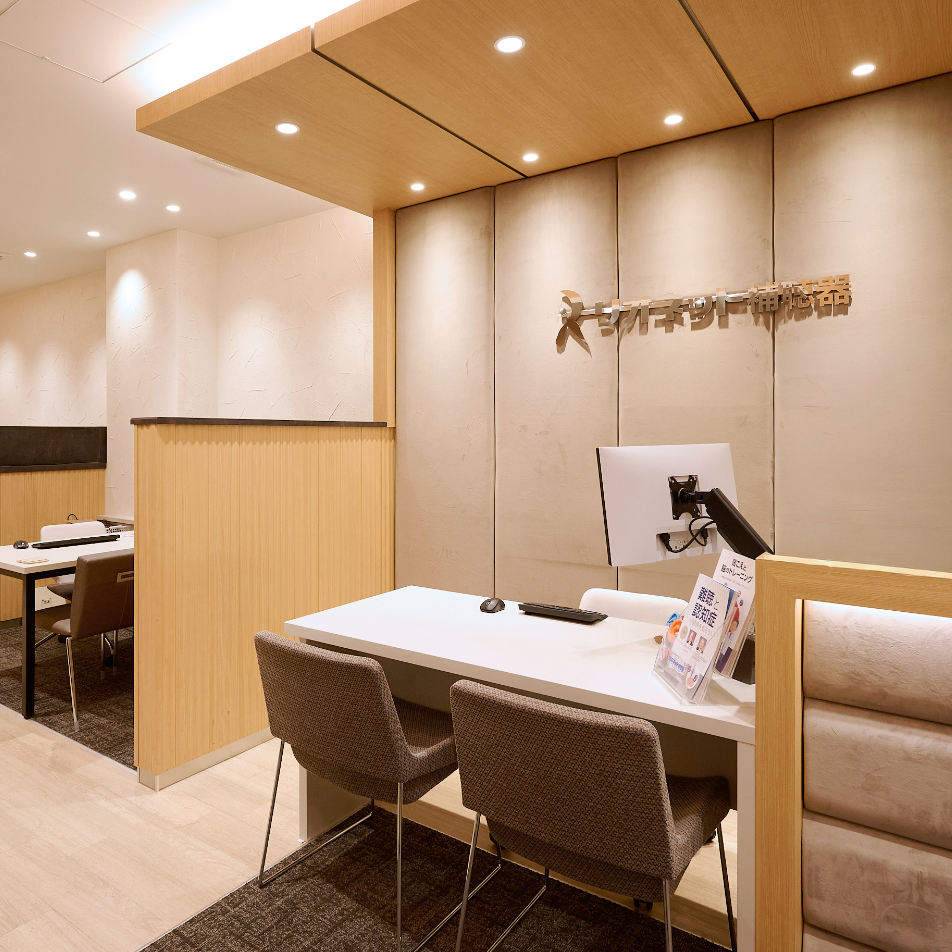 落ち着きのある上質な内装の店内